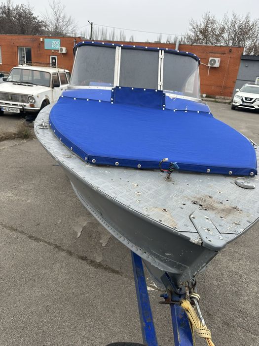 Продам лодку прогресс 4