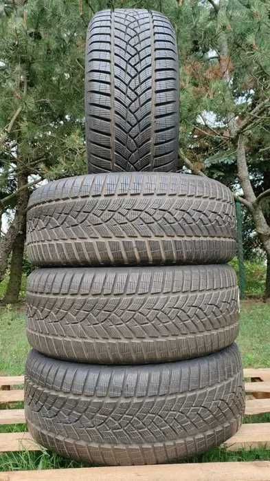 4 sztuki opony zimowe 225/50/17 Goodyear Ultra Grip 98H XL (OL150/OH)