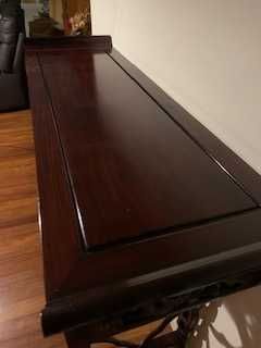 Mobília chinesa em bom estado