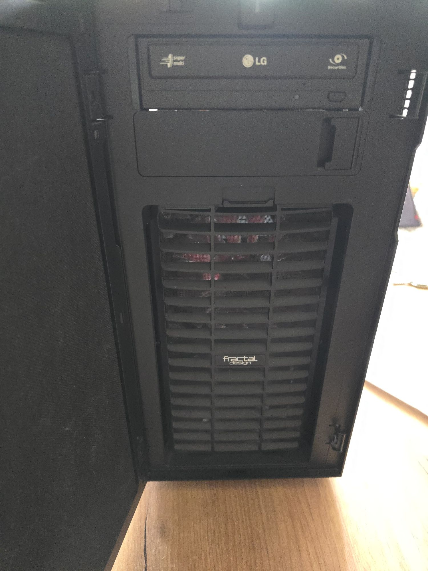 Komputer i7‑6700K | RTX 2070 | 16 GB RAM | SSD + HDD | Windows 10 Pro