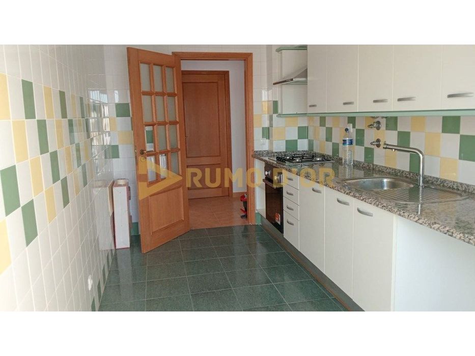 Apartamento T3 Remodelado em Azambuja