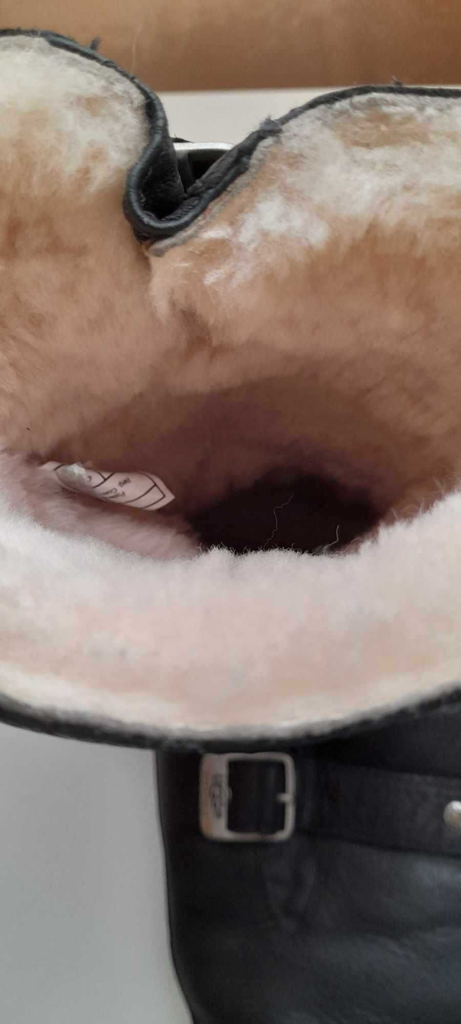 Botas UGG, tamanho 36