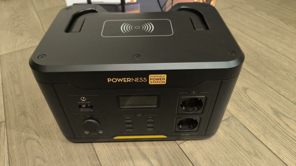 Зарядна станція Powerness U1000