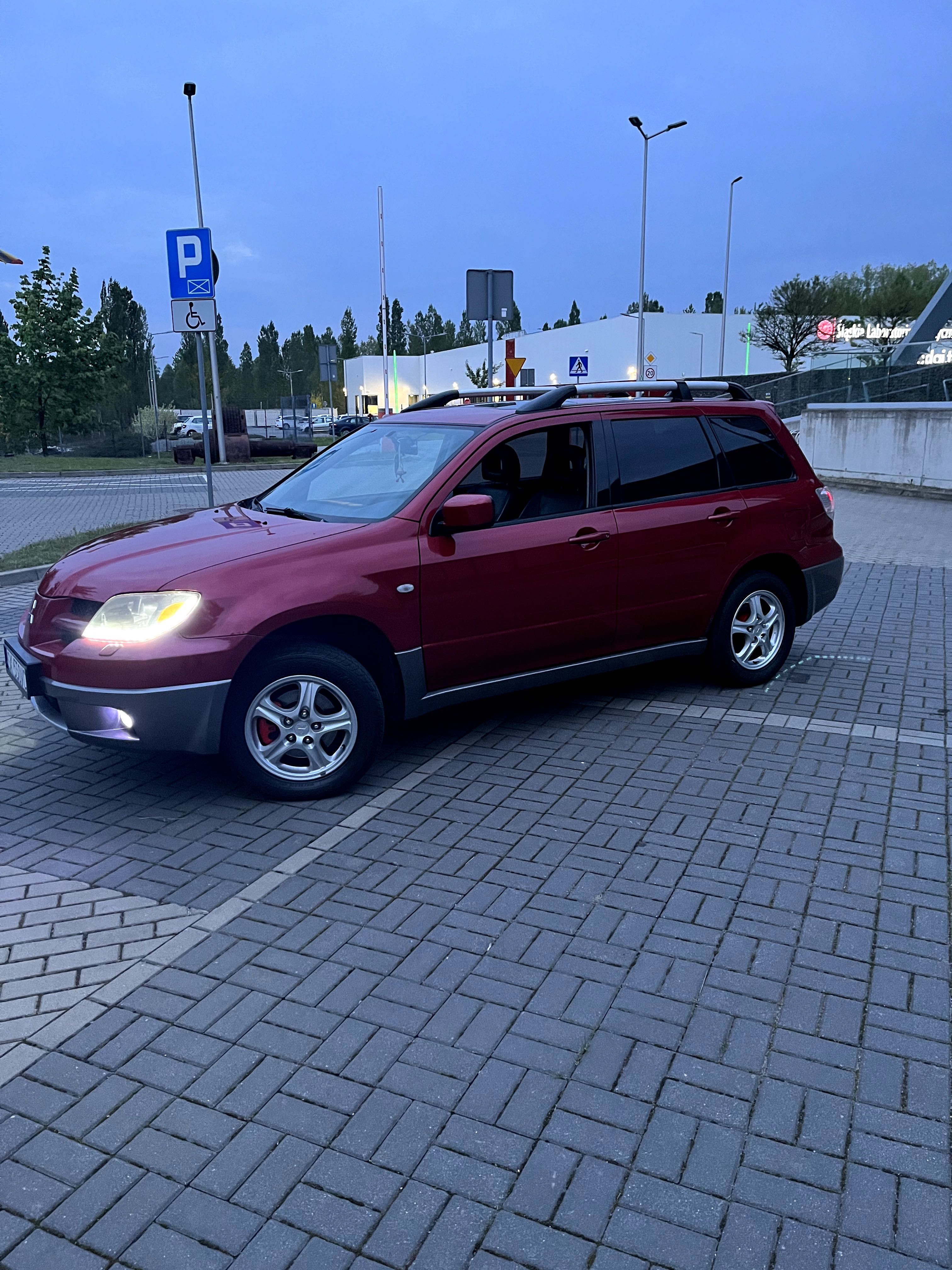 Mitsubishi Outlander 2.4 4WD benzina+gaz