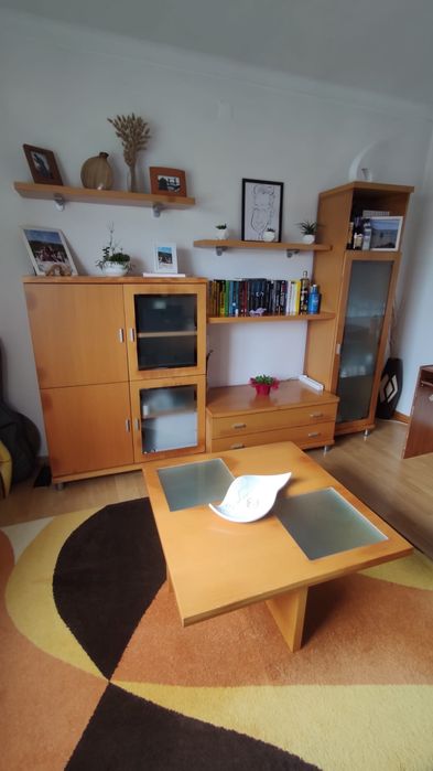 Móveis de sala + Mesa