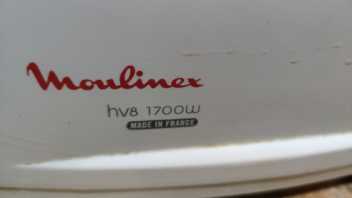 Электромясорубку Moulinex HV8. 1.4 кВт.