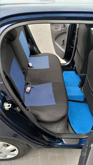 Toyota Yaris Тойота Яріс