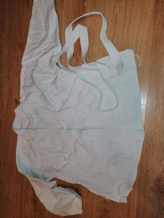 Кимано карате
 Обмен и возврат нет.
Приват