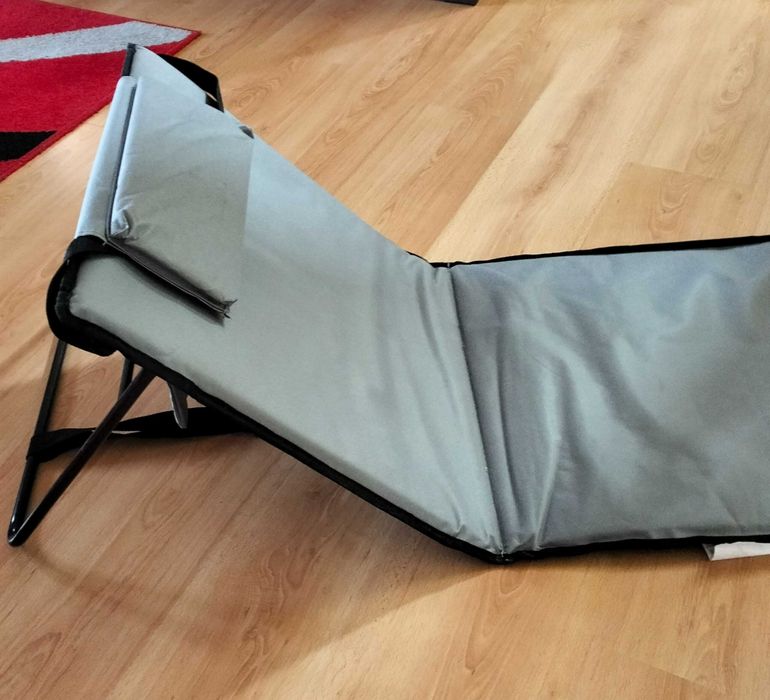 Esperguicadeira com suporte para a cabeça