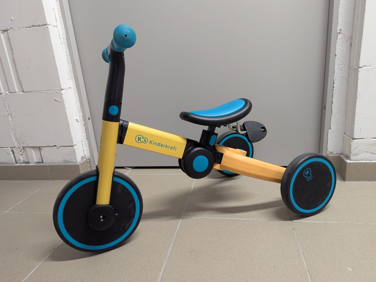 Rowerek trójkołowy 3w1 Kinderkraft 4Trike