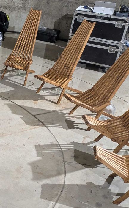 Cadeiras em pinho natural com velatura (4x2m)