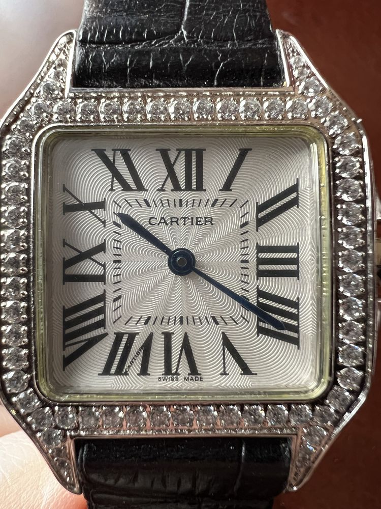 Жіночий годинник Cartier