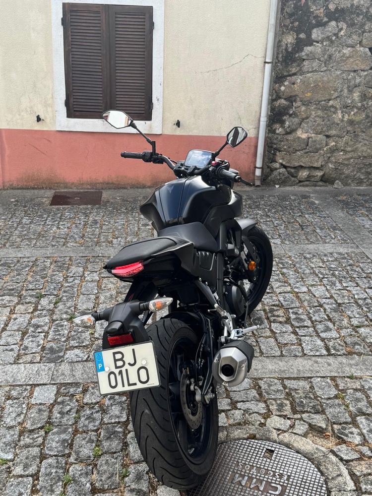Yamaha mt 125 preta