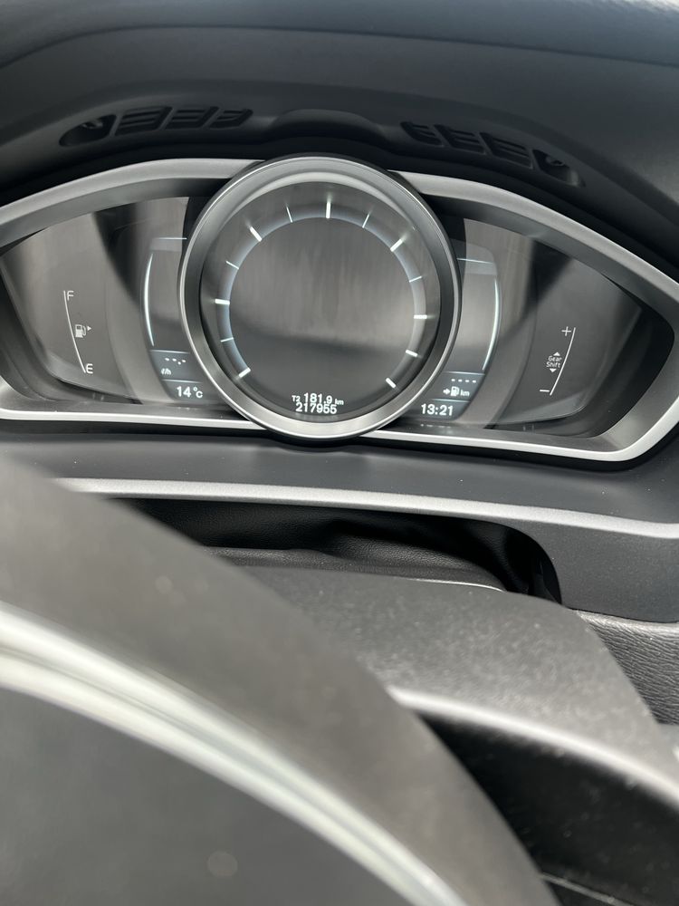 Volvo v40 R-Design
