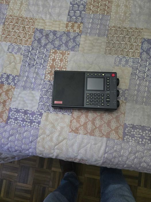 Choyong LC90 Rádio
