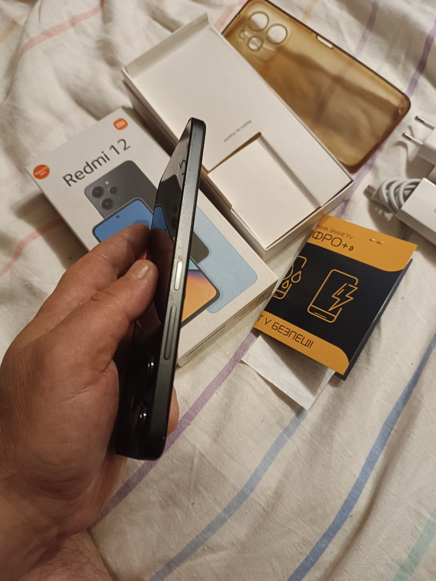 Продам ксіомі редмі 12 NFC 8+4/256 ideal