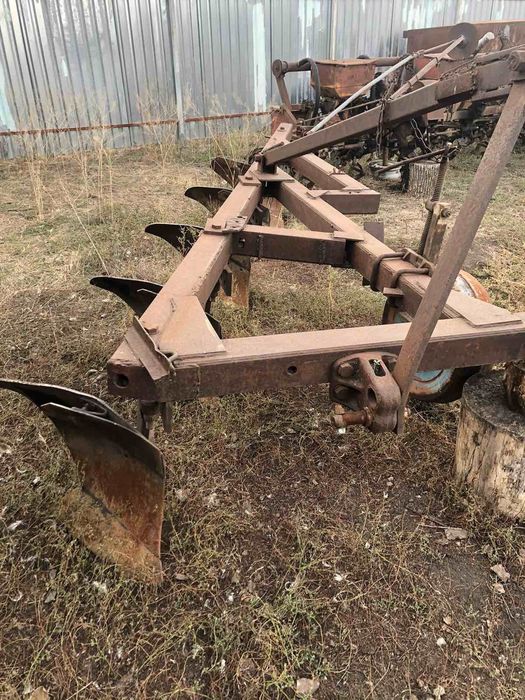 Продам трактор  ХТЗ 170