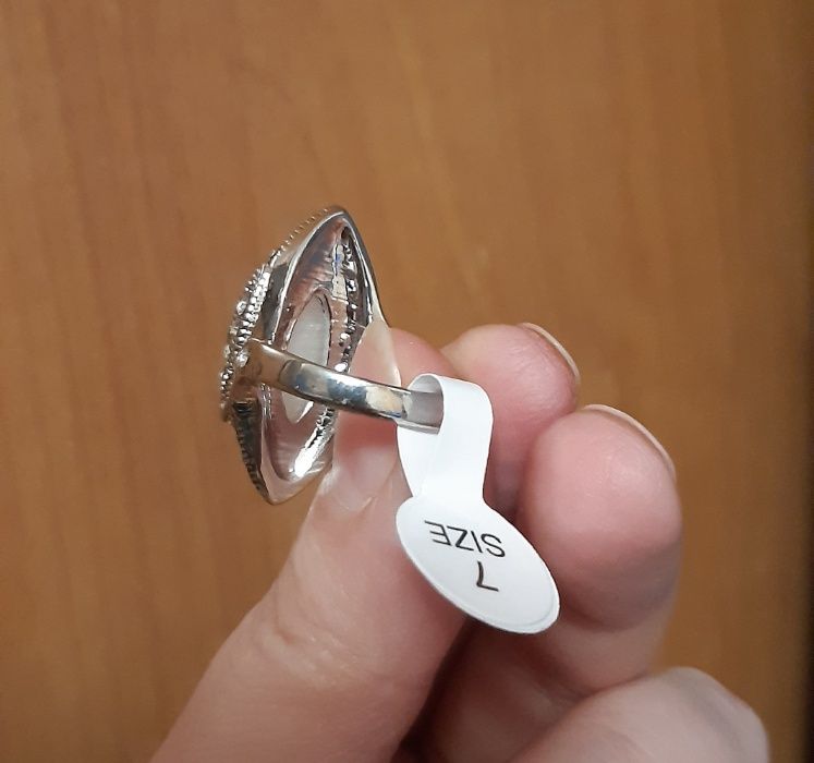 Кольцо с серебряным покрытием опал кошачий глаз