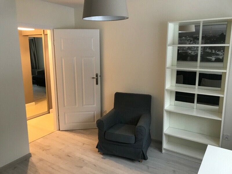 wynajmę bezp 2-pokojowe mieszkanie WYŻSZY STANDARD metro Urlychów WOLA