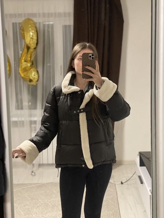 Продам теплу курту!