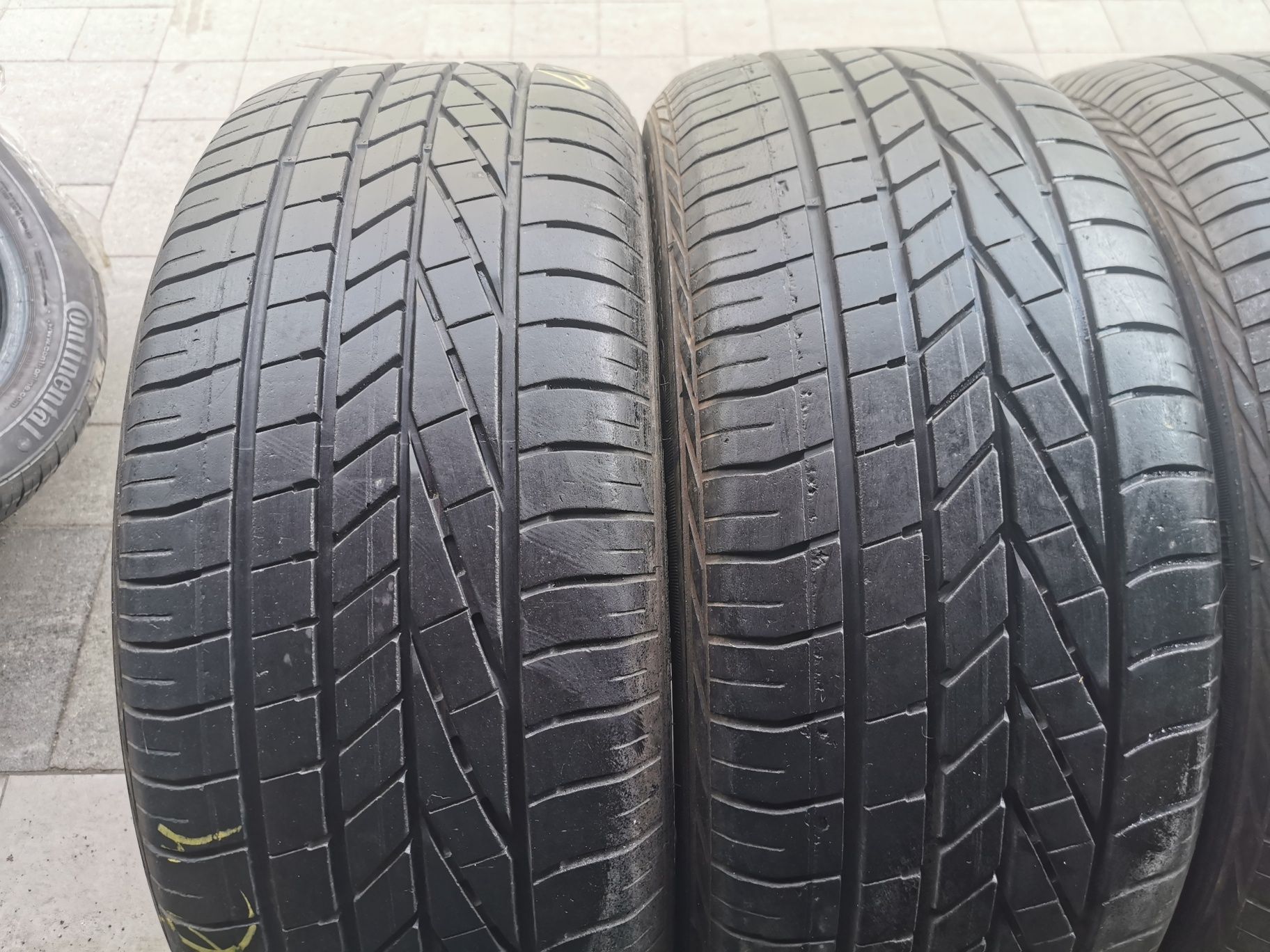 Летняя резина 255/45 R20 Goodyear Excellence