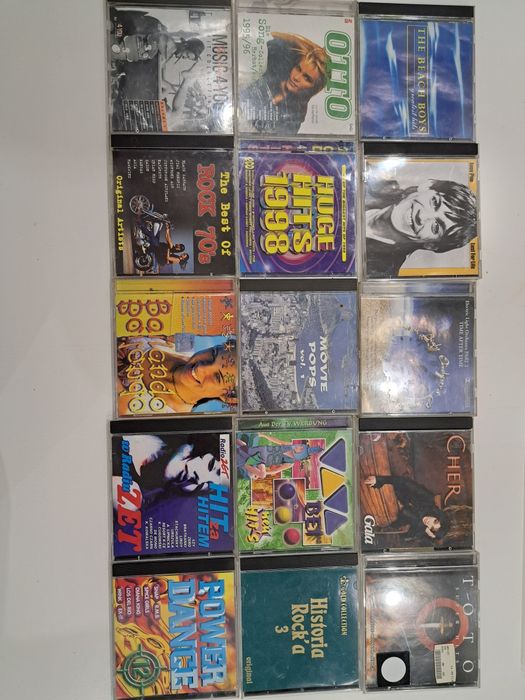 Fajny zestaw muzyki na płytach  CD 15 szt