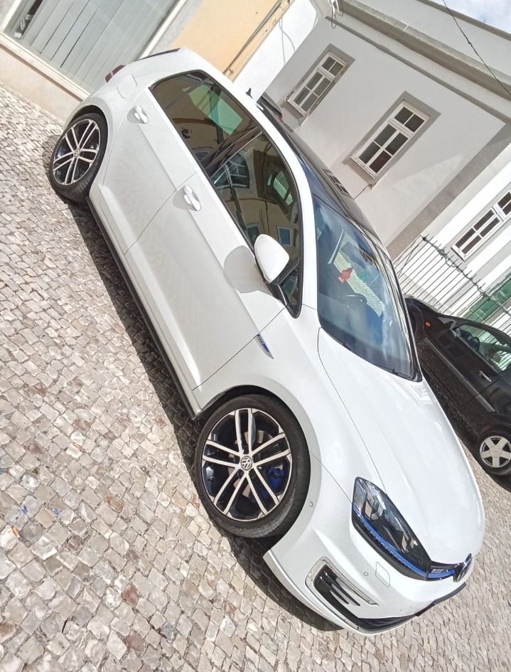 Cedo crédito de vw golf GTE
