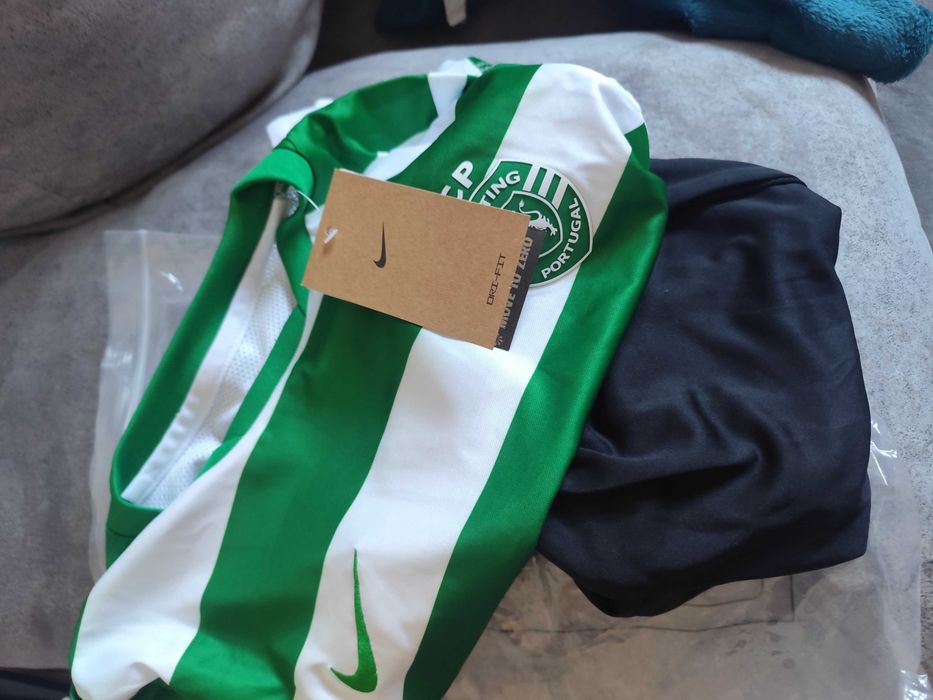 Equipamento Sporting novo com etiqueta