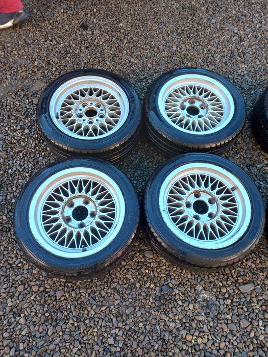 В продажі диски,знято з Е36 ,Р15 5×120×15.розмін шин 195/50/15