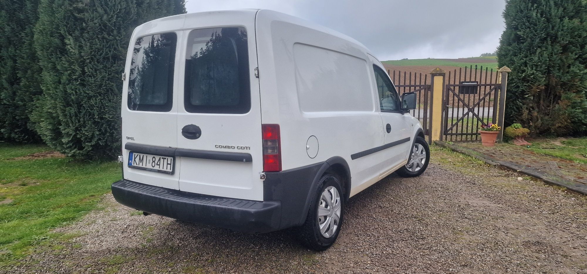 Opel combo 2007r ZADBANY blaszak VAT-1 dostawczy  Doblo berlingo