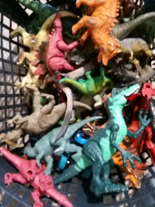 Dinossauros de diferentes tamanhos