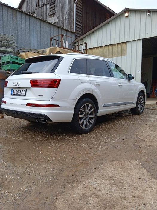 Продам Ауді Q7 Преміум