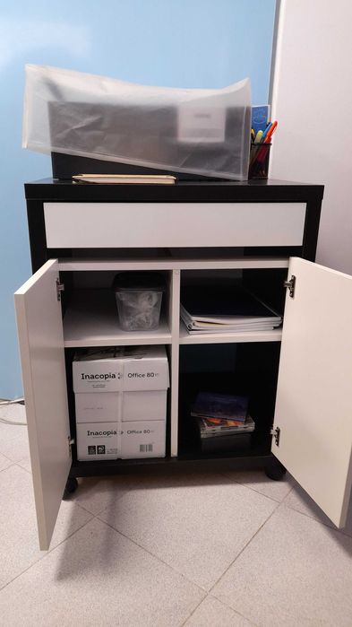 Móvel apoio a secretária / impressora