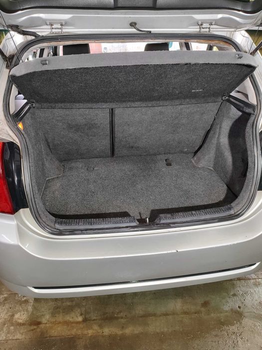 Продам toyota corolla 2005 года дизель робот