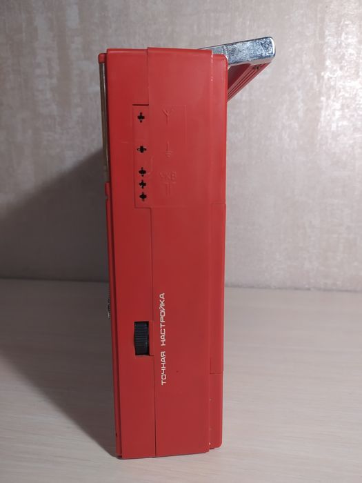 Радянський радіоприймач Меркурій 210