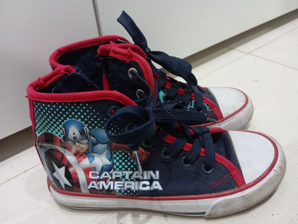 Buty dla chłopca za kostkę 30 marvel