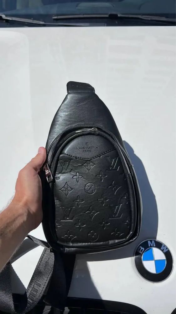 Brązowa Czarna Saszetka/Nerka Louis Vuitton