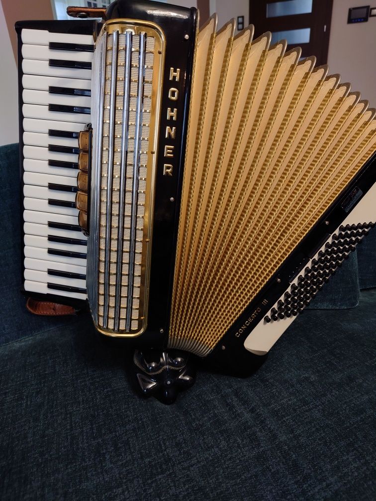 Akordeon 80 Hohner Koncerto III