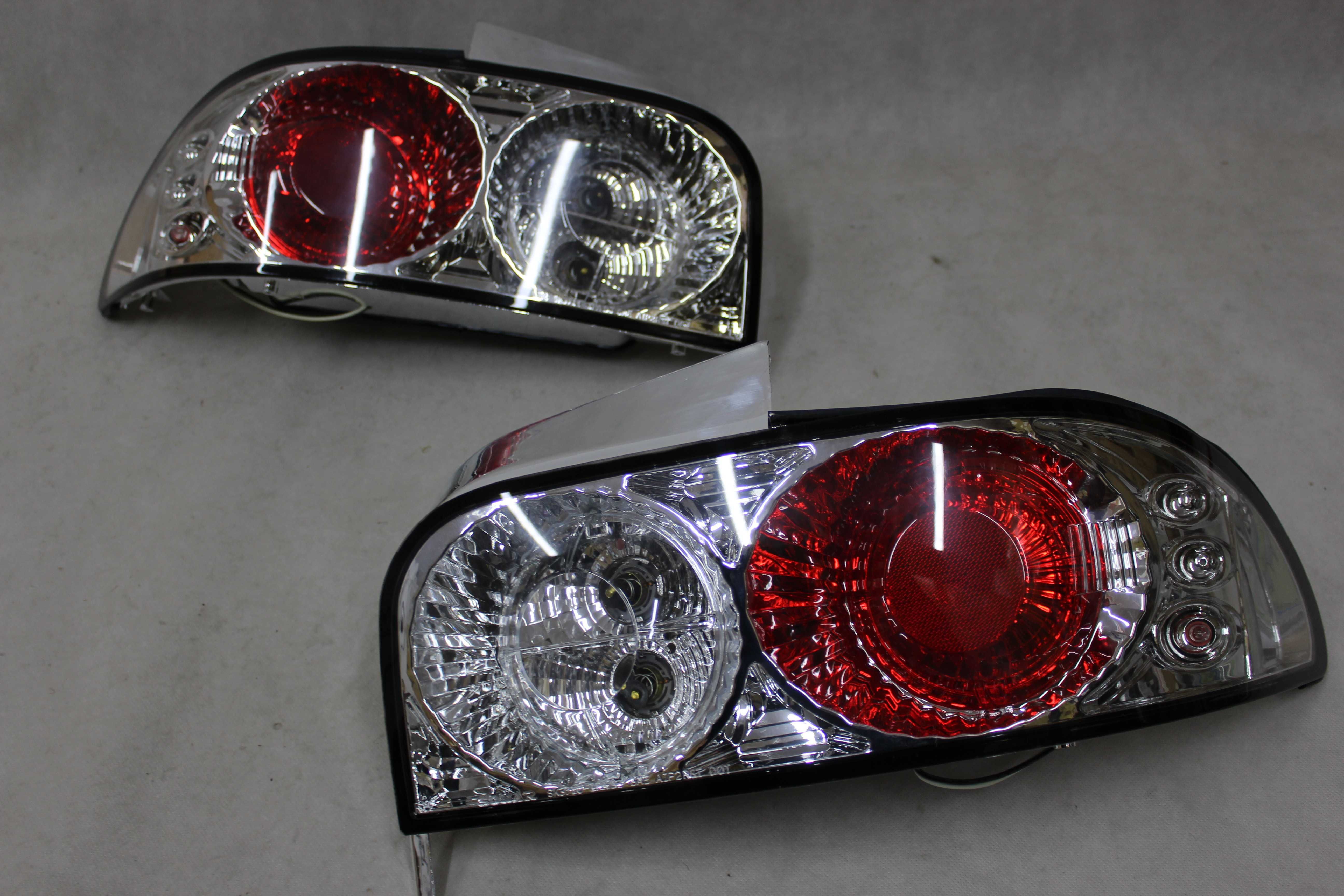 Lampy światła tył tylne Subaru Impreza 93-00 GT CHROM Tuning NOWE
