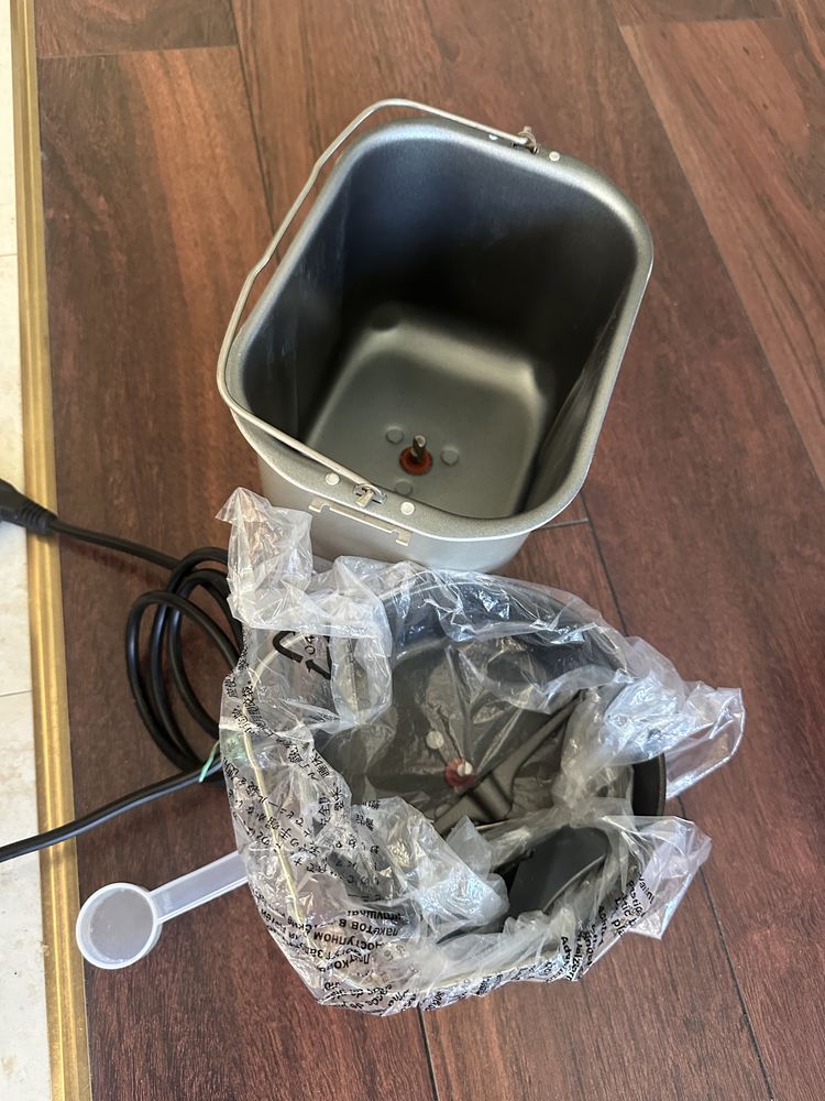 Electrolux хлібопічка ebm8000 як нова