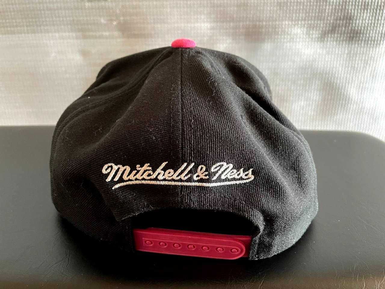 Продам кепка Mitchell & Ness NBA