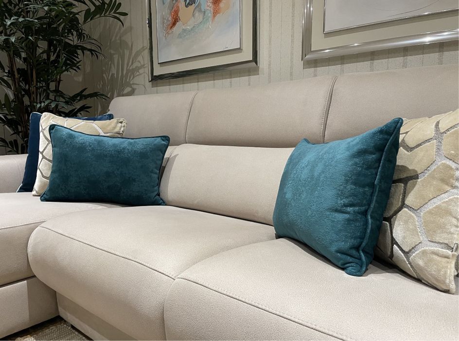 Sofá com chaise longue