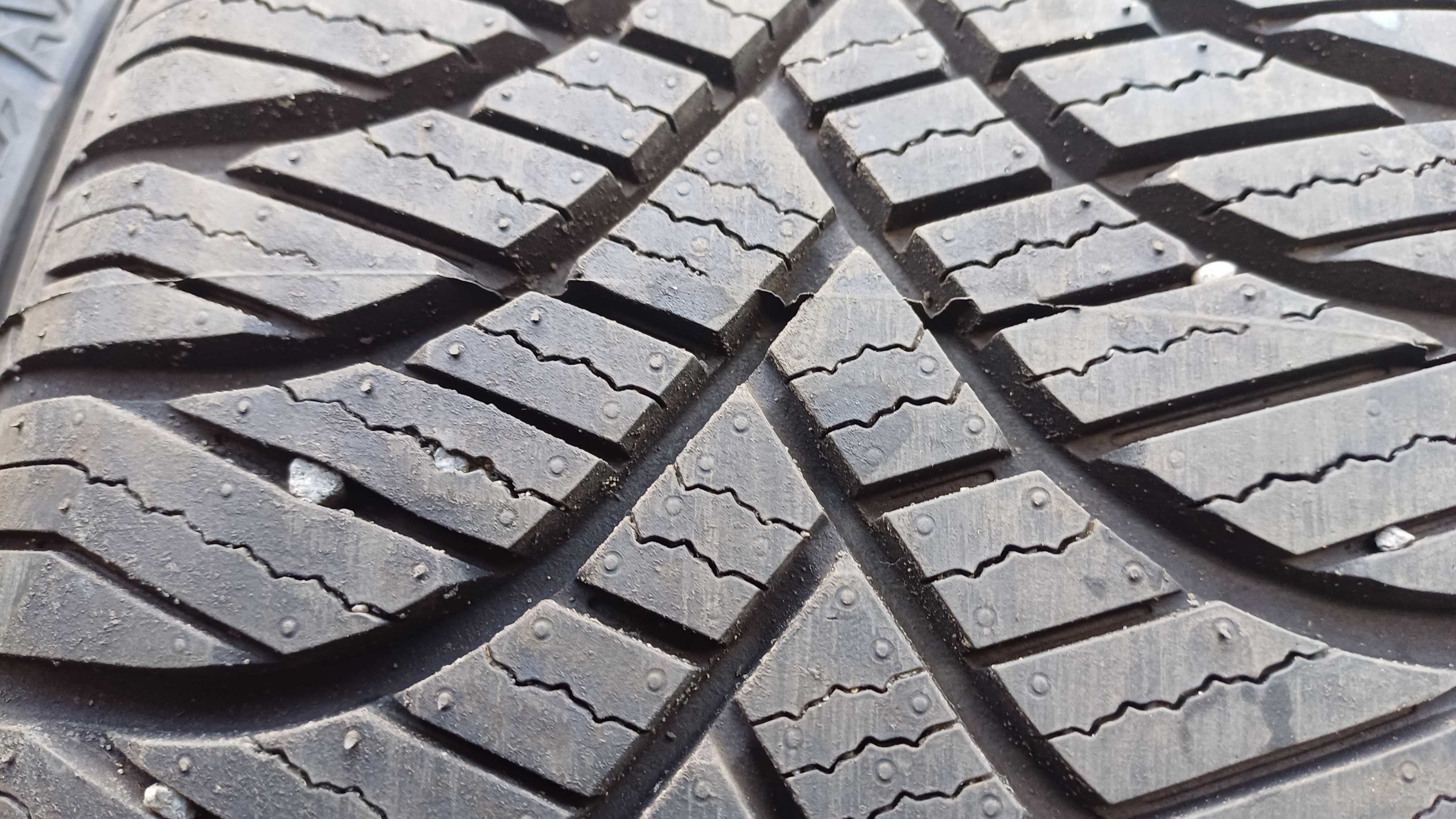 Goodride AllSeason Elite Z401 215/65 R16 98V 2022r