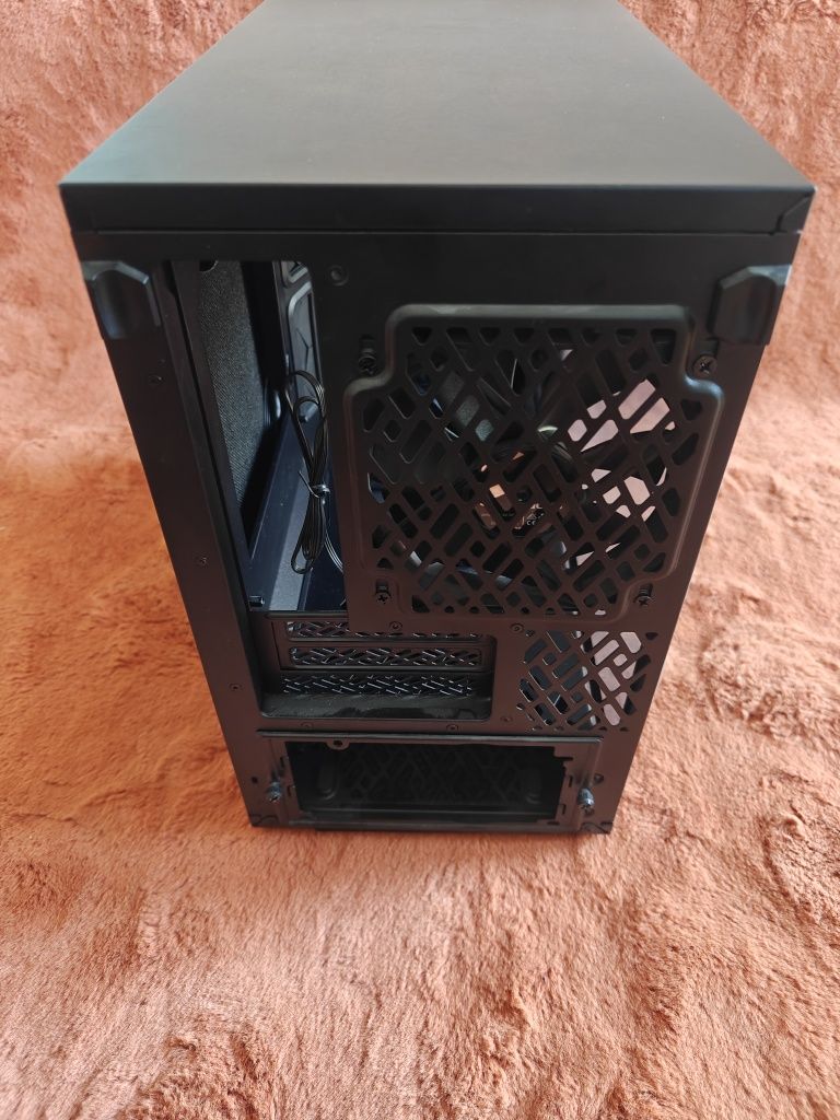 Obudowa Komputerowa PC Fractal Design Define 7 Nano Czarny Mała Szkło