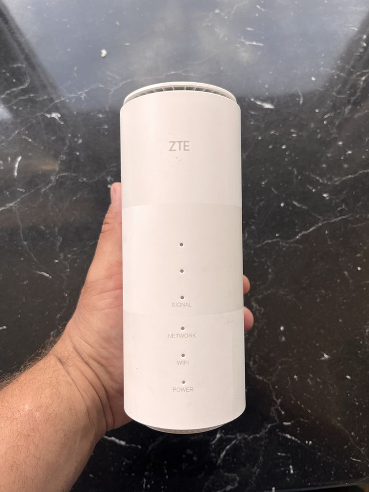 Router ZTE MC801A 5G na karte sim