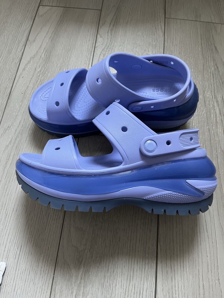 Сандалі Crocs Mega Crush M7 W9 , 40 р.