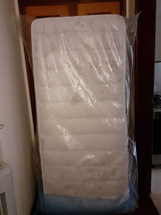 Colchão moloflex novo