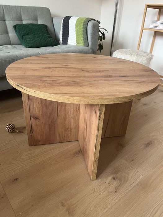 Stolik kawowy w idealnym stanie