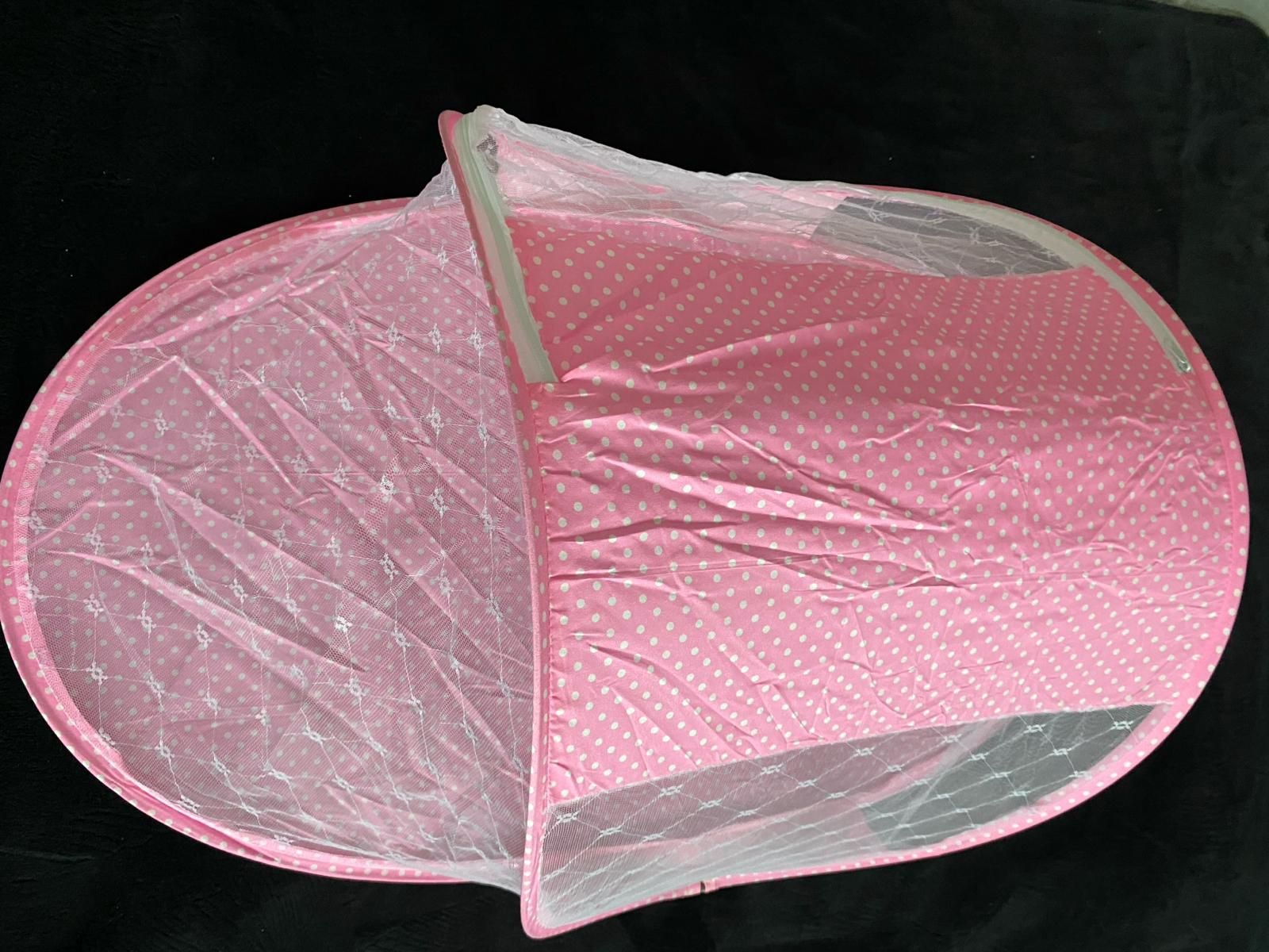 Przenośne łóżeczko, różowa moskitiera pop up dla dzieci, niemowlaków