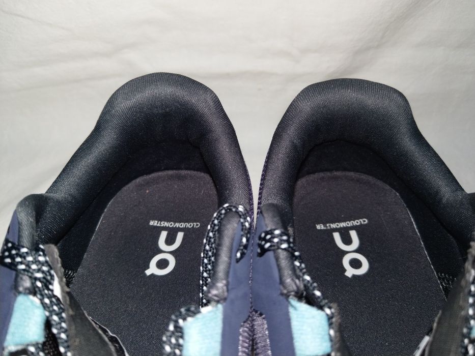 Buty QC ON Cloudmonster Iron Yay rozm. 42